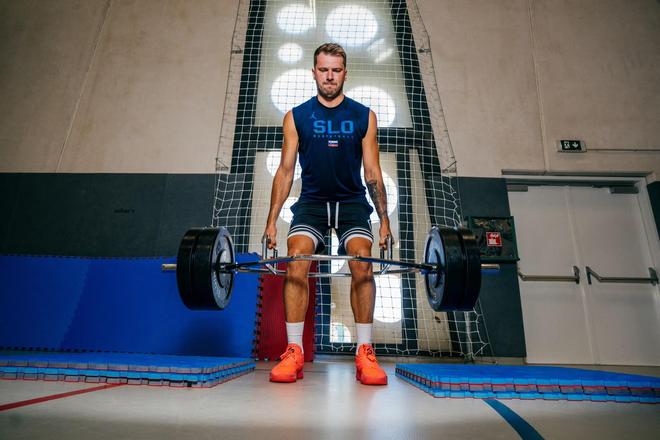 美媒：东契奇与奇才5月份将启动体能训练计划，一个月多一点便已开始训练