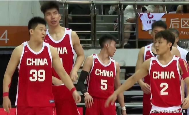 四连胜开完美剧本，中国男篮赢得不靠命好，是靠打出来的