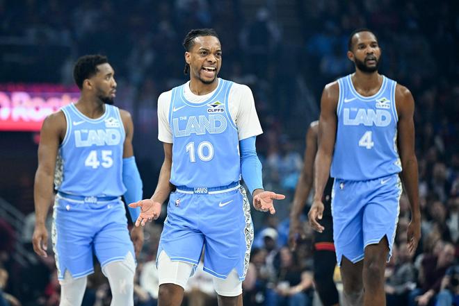 骑士赛季前赛程：10月8日与10日对阵公牛，13日对阵绿军，15日进行战斗