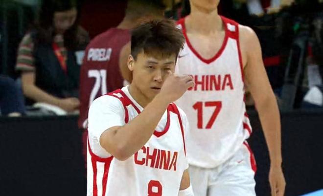 CCTV5直播，中国男篮16分对决印度，王俊杰或被弃，高诗岩有望首发