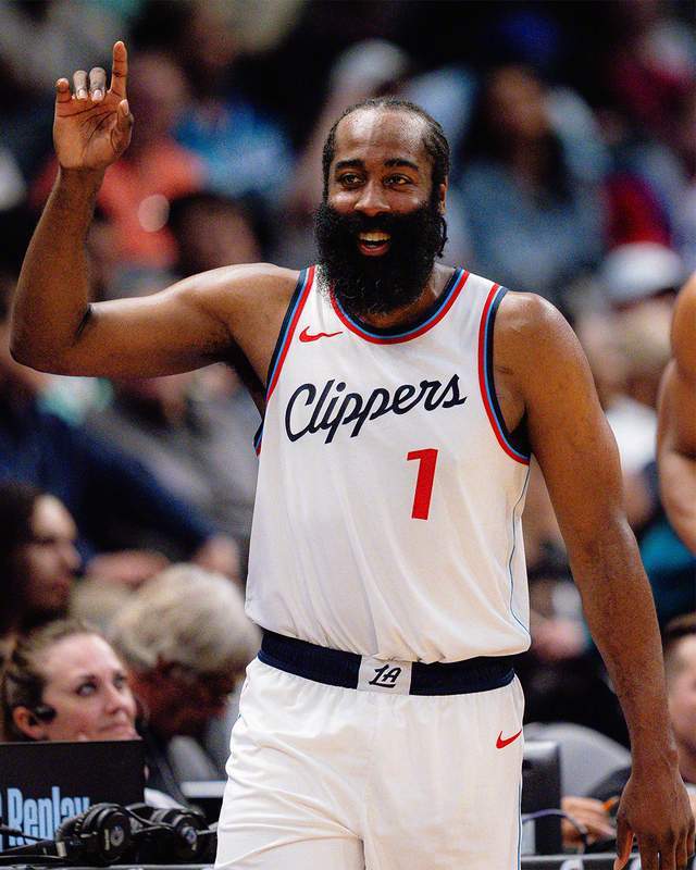 快速消失的消息！哈登评最强队友，小卡被忽视，球迷谈为何加盟