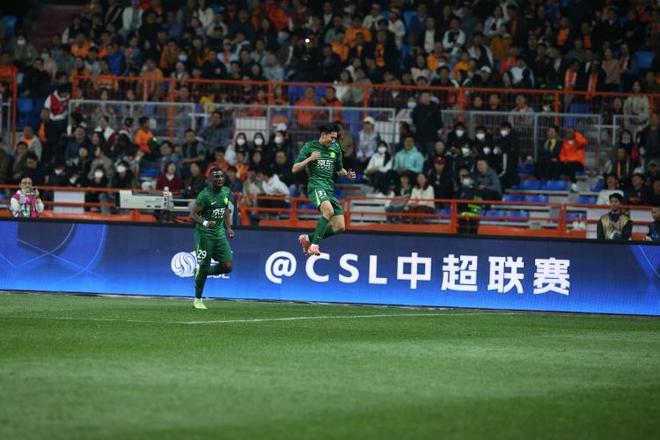 曹永竞谈击败浙江队：主教练更换让我增强进攻，感谢防线队友