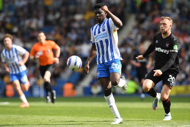 天空体育：赫尔城相信用巴拉巴将留队，报价超过1亿镑才可能讨论