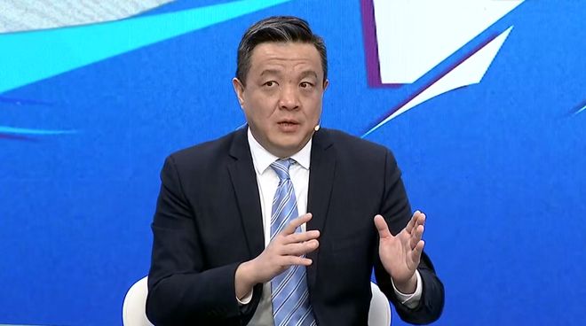 争论！杨健：单节得分17分，同样的动作，但结果却不一样