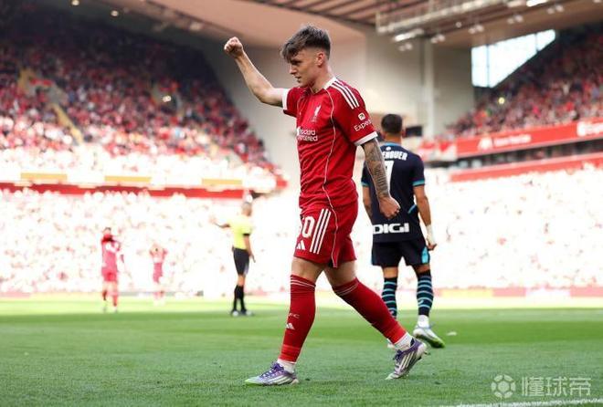 斯基拉：19岁利物浦前锋-多克与贝恩茨签约至2030年