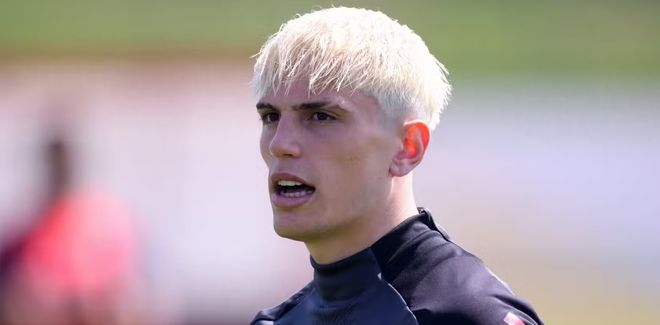 曼联的转会戏码到底想干嘛