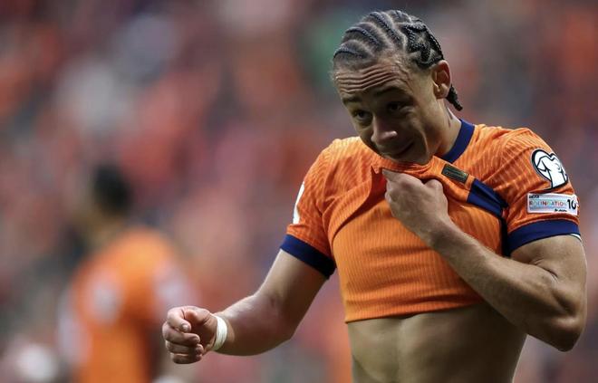 西蒙斯拒绝拜仁，切尔西成了心头好