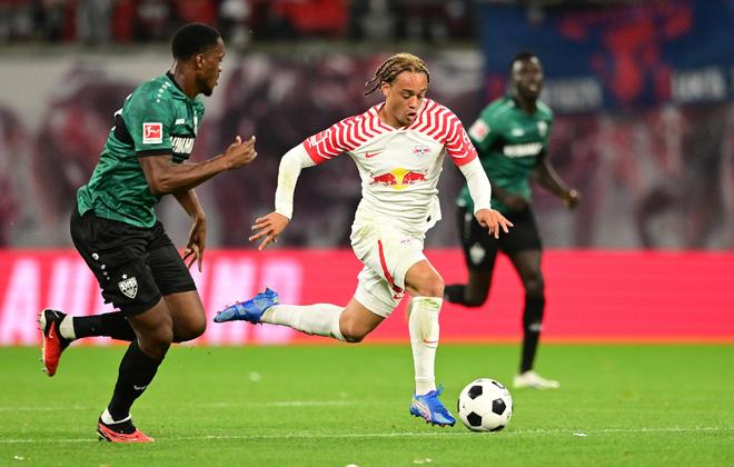 拜仁慕尼黑再度瞄准哈维-西蒙斯，这次成功的机会有多大