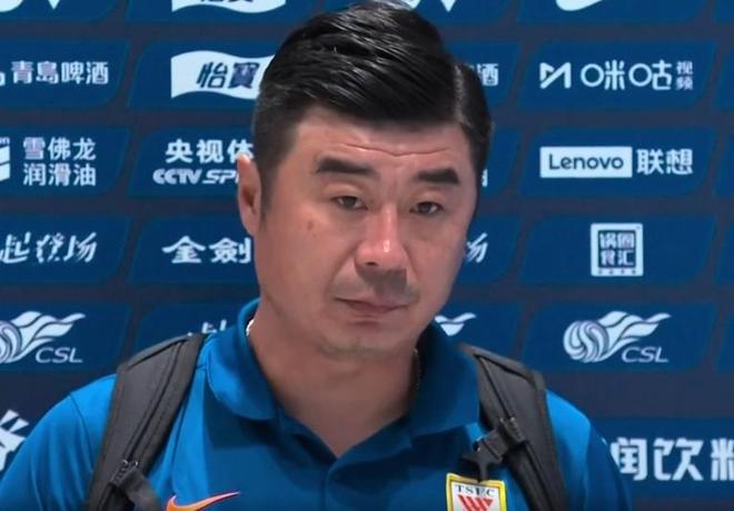 中超焦点战：山东泰山艰难取胜，年轻球员李小恒表现抢眼