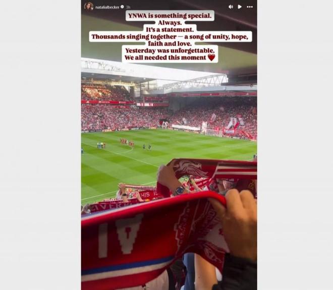 利物浦致敬已故球员，你永远不会独行