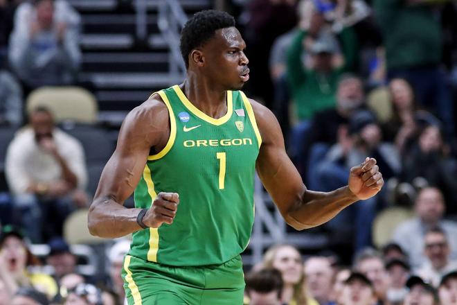 老鹰失当特，火箭未损失，这场交易值得深思