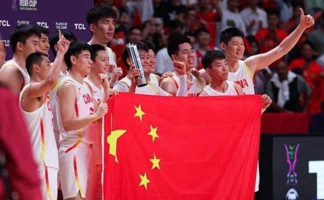 中国男篮对决澳大利亚，决赛大战在即