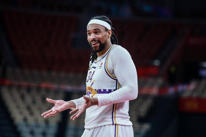 广东又犹豫，错过大外援良机，萨林杰要价成CBA麻烦制造者