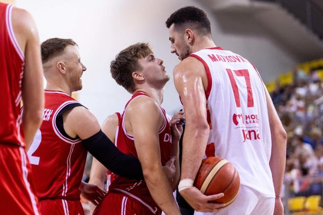 102比53碾压挪威，卡洛·马特科维奇11分闪光，可别把泡沫当硬实力