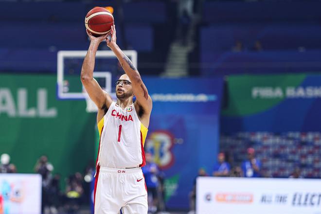 苏群回怼归化质疑，别把国家队当成买人游戏