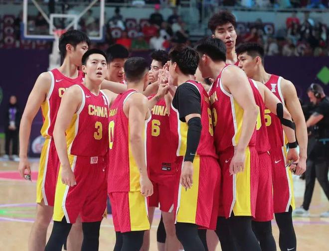 一分惜败澳大利亚，别再把中国男篮当笑话