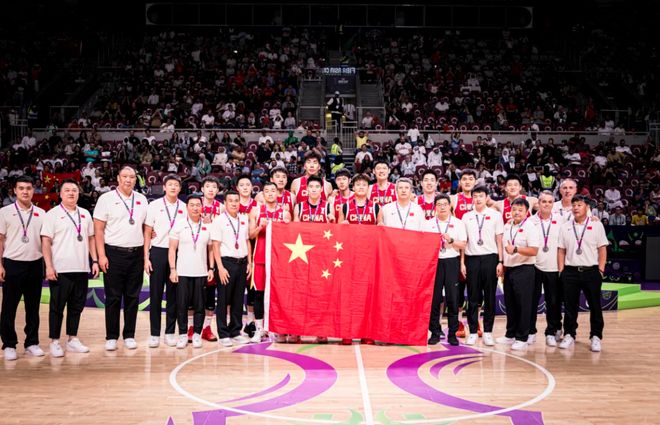 亚洲杯夺银后，中国男篮世预赛名单预测，四人恐被刷掉七核有望回归