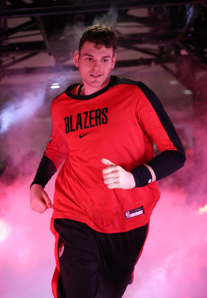 开拓者中锋之争别自嗨，克林根能否坐稳首发没有想象中简单