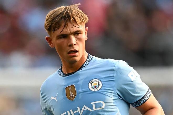 雷克瑟姆砸近800万求稳，卡勒姆·多伊尔真能堵住那条漏洞百出的后防吗？