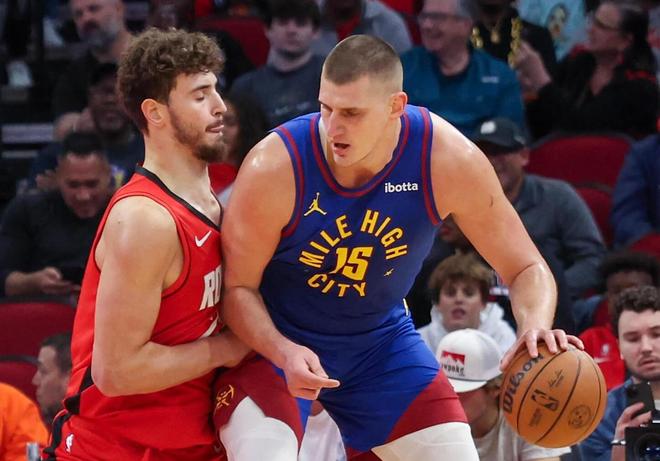 中锋真缺位吗，约基奇稳坐第一，文班飙红，杨瀚森排25到底值不值