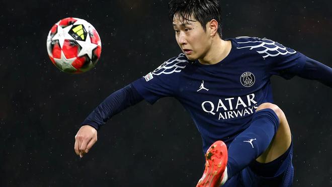 李刚仁要走了，阿森纳还是那不勒斯，巴黎圣日耳曼玩起冷处理