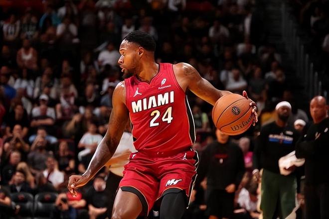 篮网催热火速签海史密斯，真相是自我绑手脚还是聪明布局？