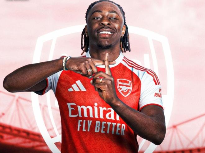 埃泽加盟阿森纳，只用2小时截胡热刺，这笔6000万镑交易值不值？