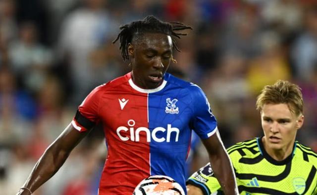 阿森纳低调截胡埃泽，热刺吃闭门羹还自我安慰