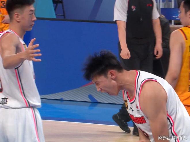 朱芳雨又想快速修锅，广东要用夏振峰和徐昕押宝焦泊乔和张镇麟吗