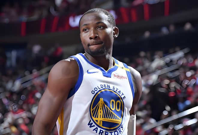 库明加的两难选择，勇士是培养者还是绑架者