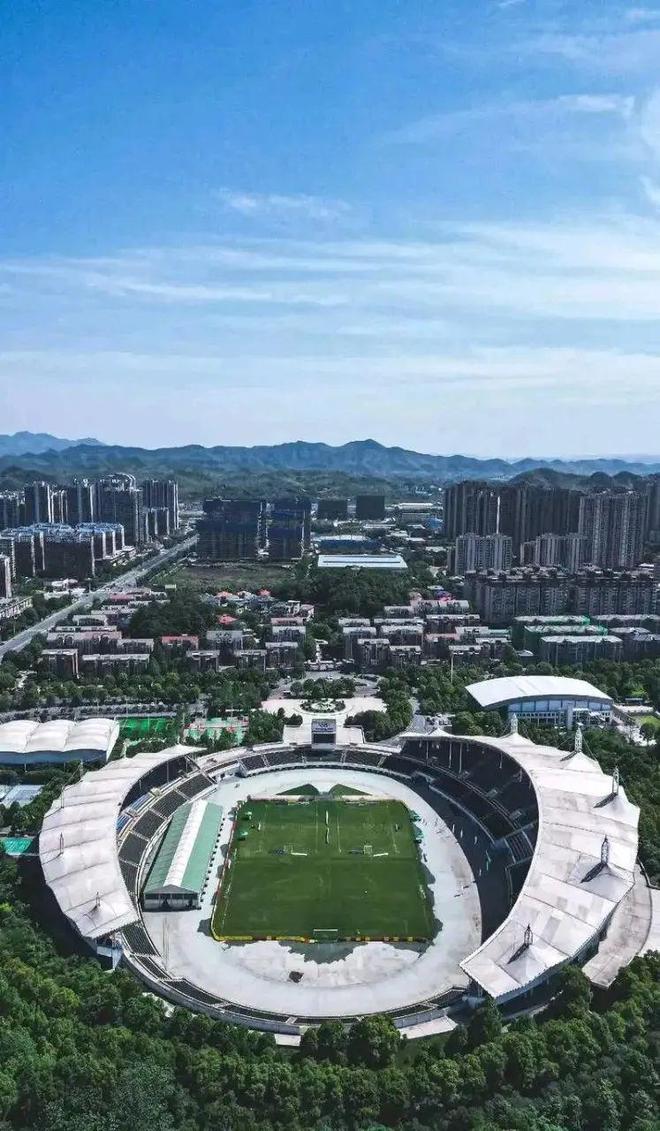 湘超来了，14市州98场比赛能否重启湖南足球