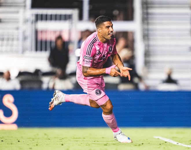 苏亚雷斯两次点球救场，迈阿密国际在联盟杯用实力回应梅西轮休