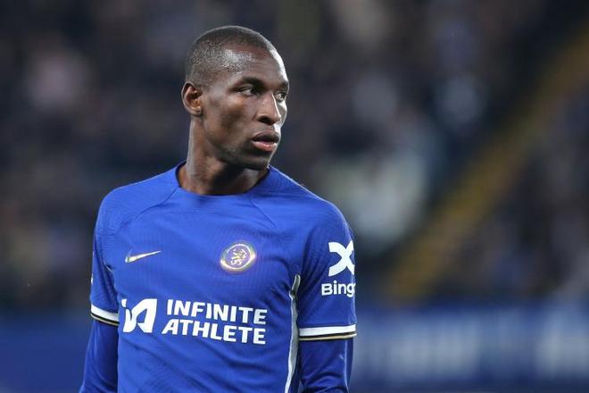 埃梅里要的不是短期热度，是杰克逊的锋线答案，维拉却想先租再说