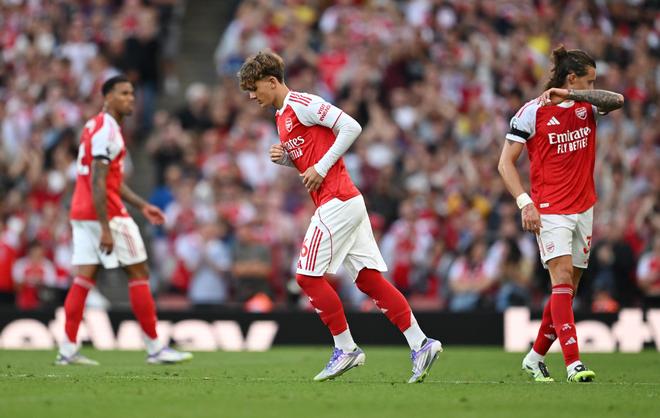 道曼英超首秀造点，阿森纳5比0大胜利兹联别急着追星