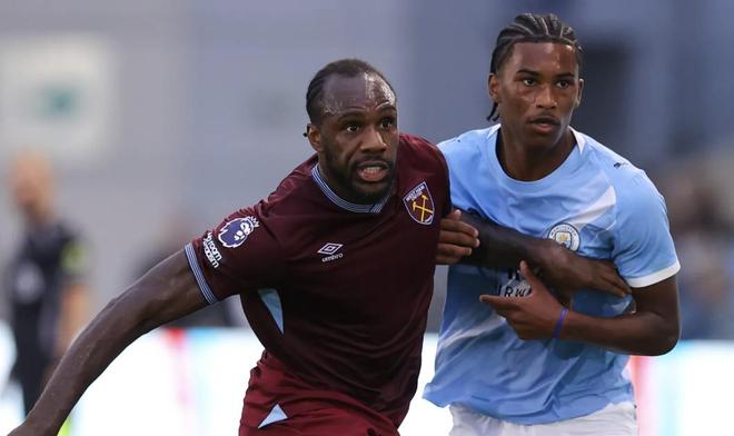 安东尼奥离队两周又回归U21首发，35岁老将是来复健还是来演戏