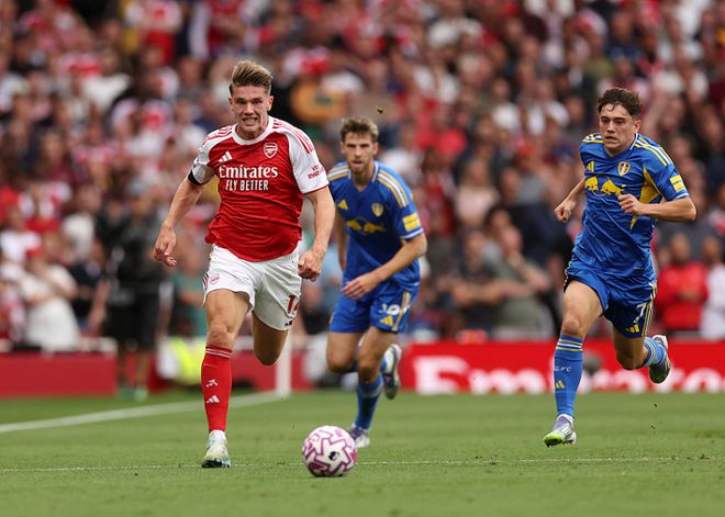 阿森纳5比0利兹联，廷贝尔梅开二度，利兹防线像纸糊的