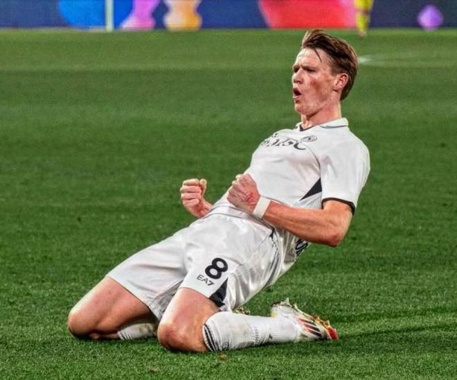 霍伊伦将加盟那不勒斯？麦克托米奈通话成转会关键，曼联要价摆上桌