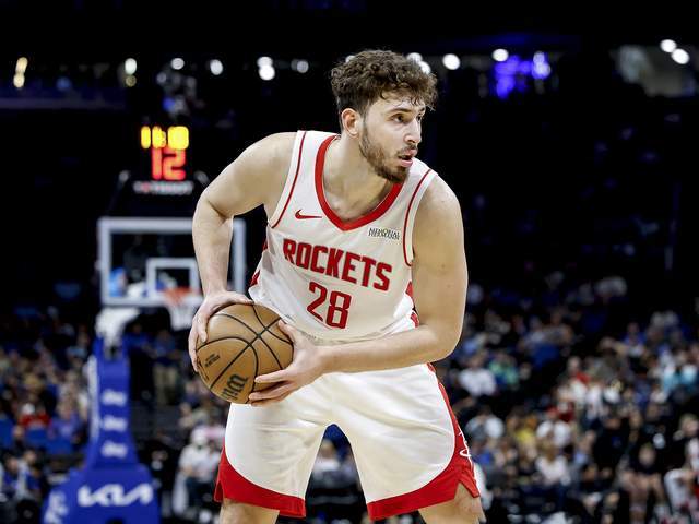 申京三分成火箭最大心病？真相戳破火箭新赛季夺冠迷思