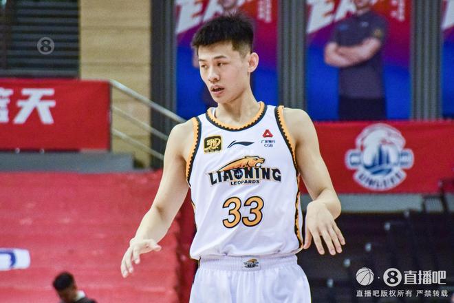 王岚嵚与北控男篮签约失败，租借身份继续留守辽宁引发联赛焦点