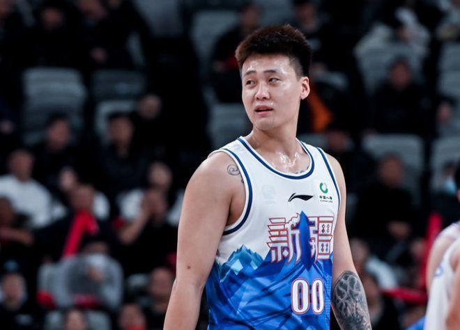 北京首钢辛苦抢赵睿：花1.6亿横刀夺爱，还得靠超级C类合同续命