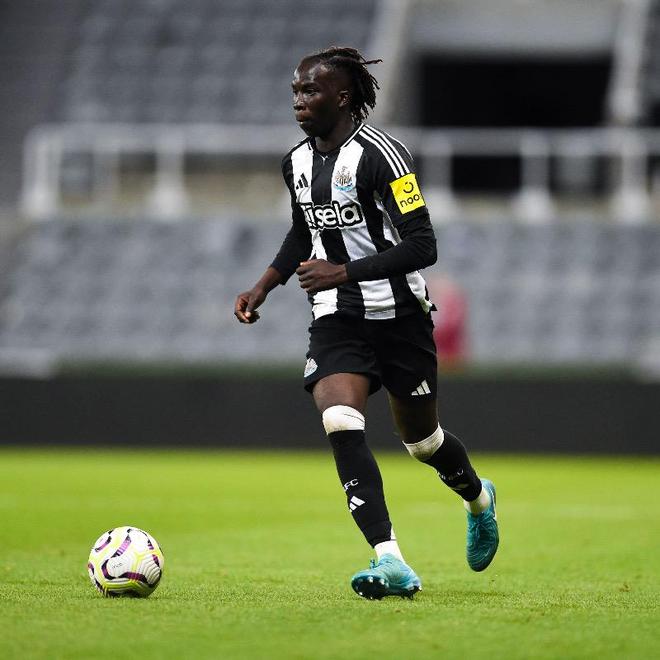 纽卡小将库尔转投捷甲，这波操作能看出点啥？