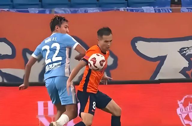 中超保级争夺战：青岛海牛1比1河南，副班长悬念加剧，李霄鹏压力山大