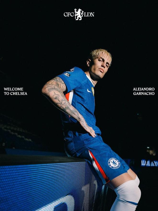 加纳乔再现锋芒，曼联客场攻破切尔西大门引热议