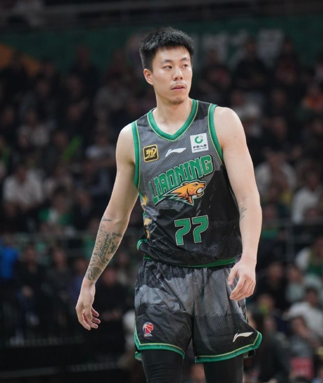 辽宁男篮痛失当打锋线张镇麟，上海男篮捡便宜成最大赢家