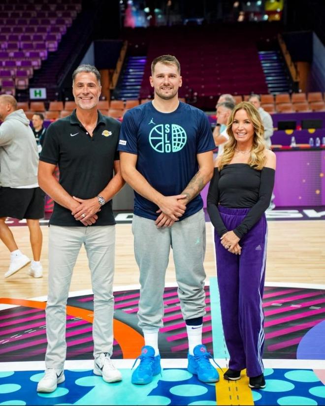 东契奇夏天猛瘦53斤 湖人高层飞波兰亲验身材，热身表现却让人失望