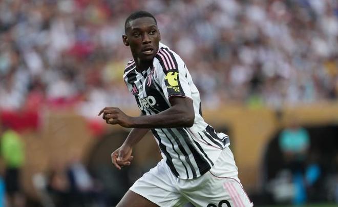 尤文图斯双线追锋，穆阿尼和奥蓬达成绿洲还是泡影？