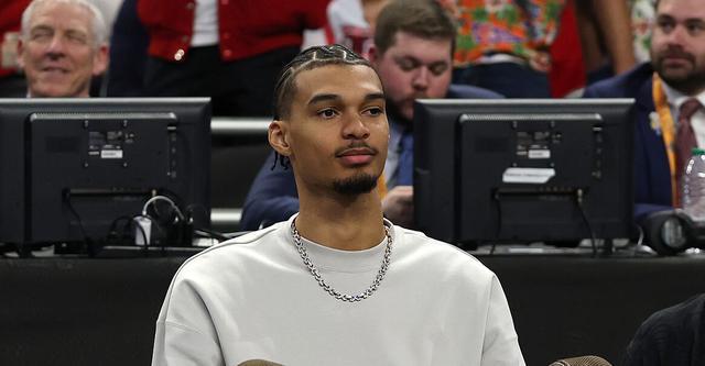 马刺文班亚马不急不躁，稳扎稳打的增肌计划能成NBA新星吗