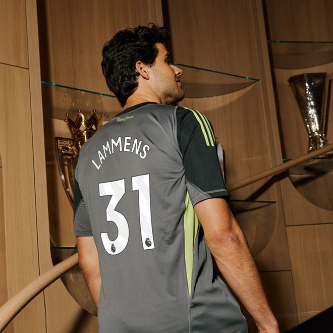 曼联夏窗压哨签下比利时门将拉门斯，能否打破替补尴尬？