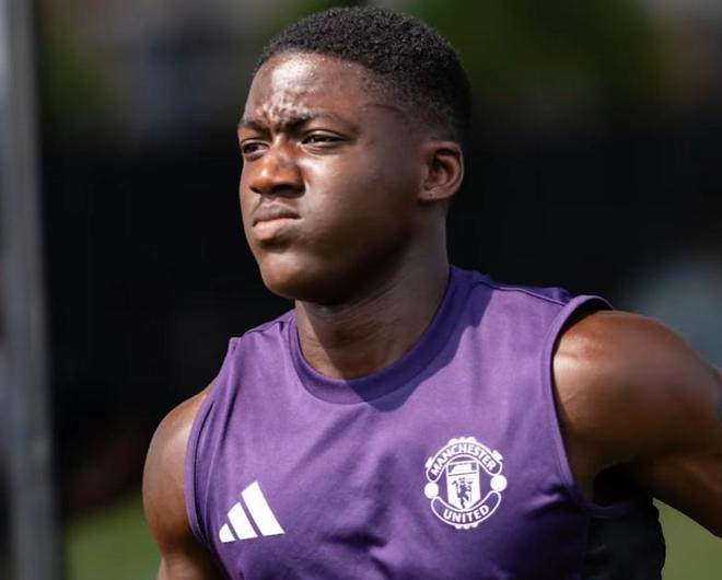 科比-梅努疑似不被重视？别闹了，这只不过是社交媒体作秀