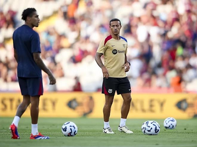 蒂亚戈重回巴萨教练团队，弗里克手下的战术桥梁就位